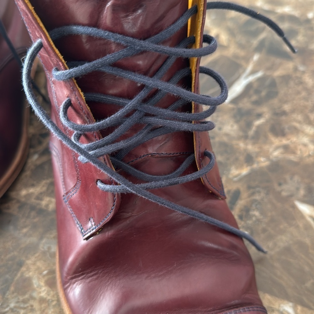 UNDANDY BOOTS - Picture 7 of 9